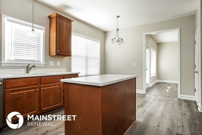 Building Photo - 515 Barrette Ln