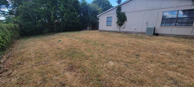Building Photo - 2610 Knoll Trail