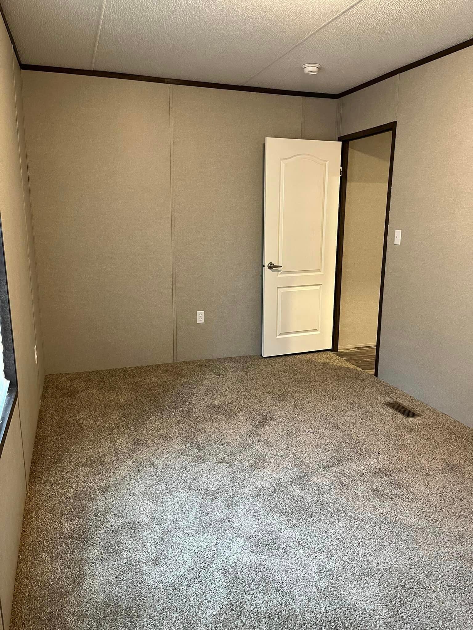 Building Photo - 117 Betty St