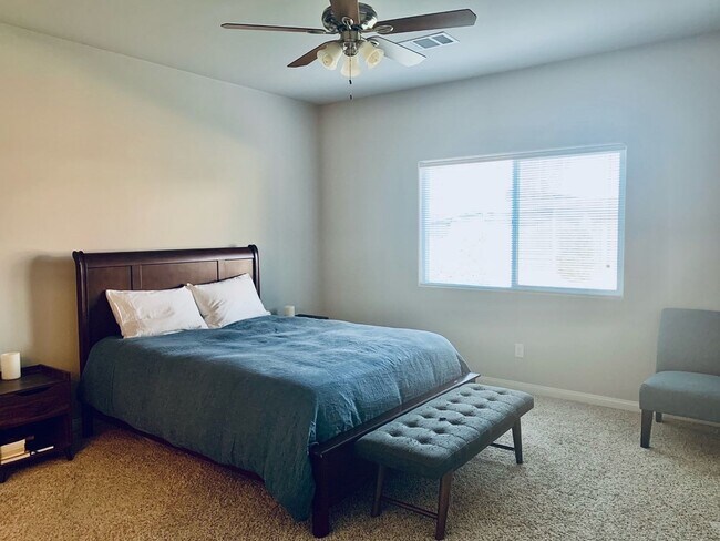 Building Photo - Beautiful Home in Northwest Bakersfield