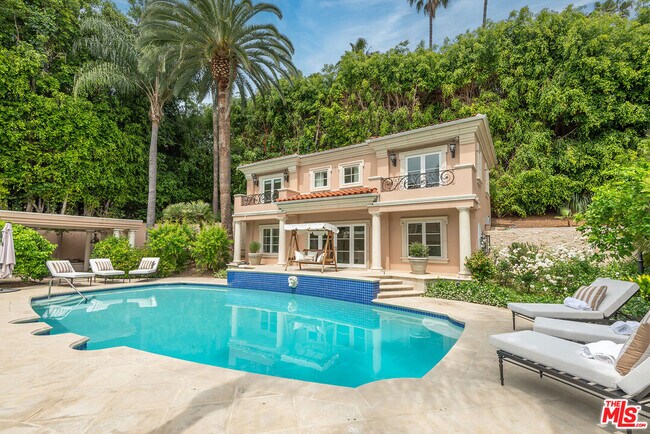 Building Photo - 407 Robert Ln