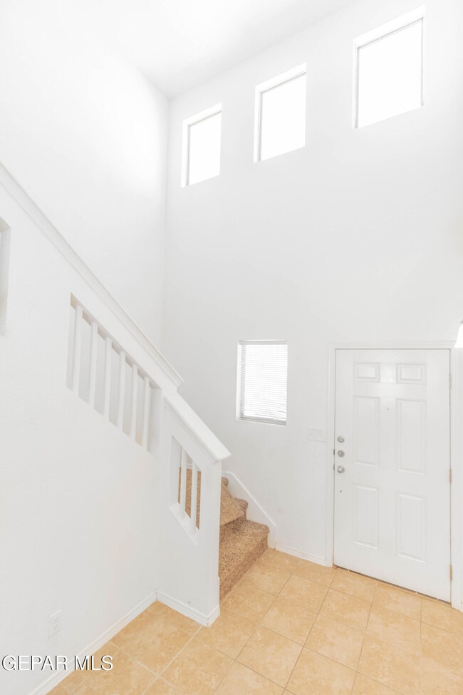 Building Photo - 14648 Friesian Trail