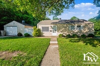 Building Photo - Charming 3-Bedroom Home Near Erskine Park