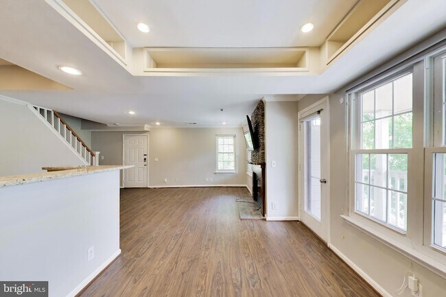 Building Photo - 10821 Hampton Mill Terrace
