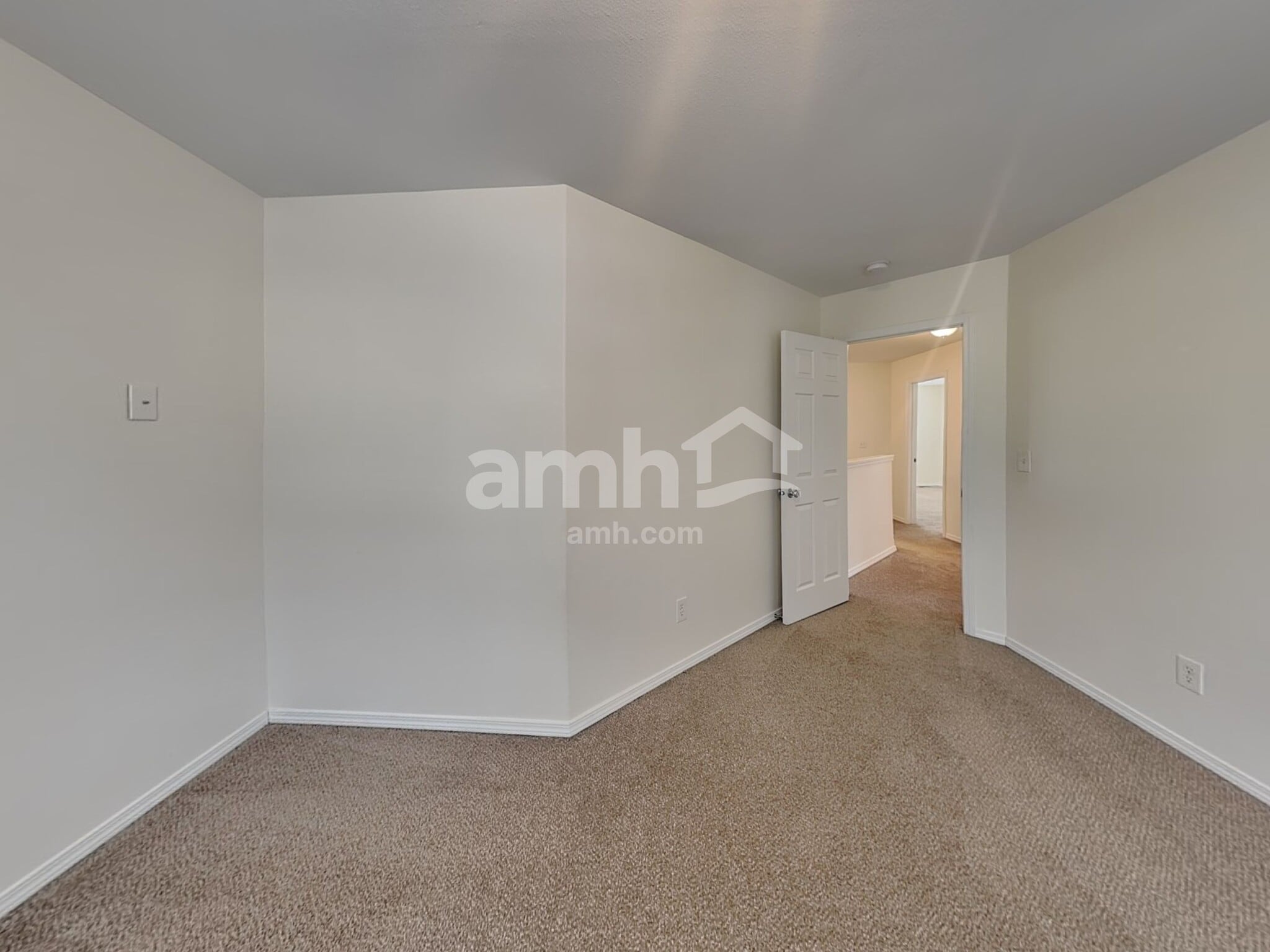 Building Photo - 20627 73rd Ave Ct E