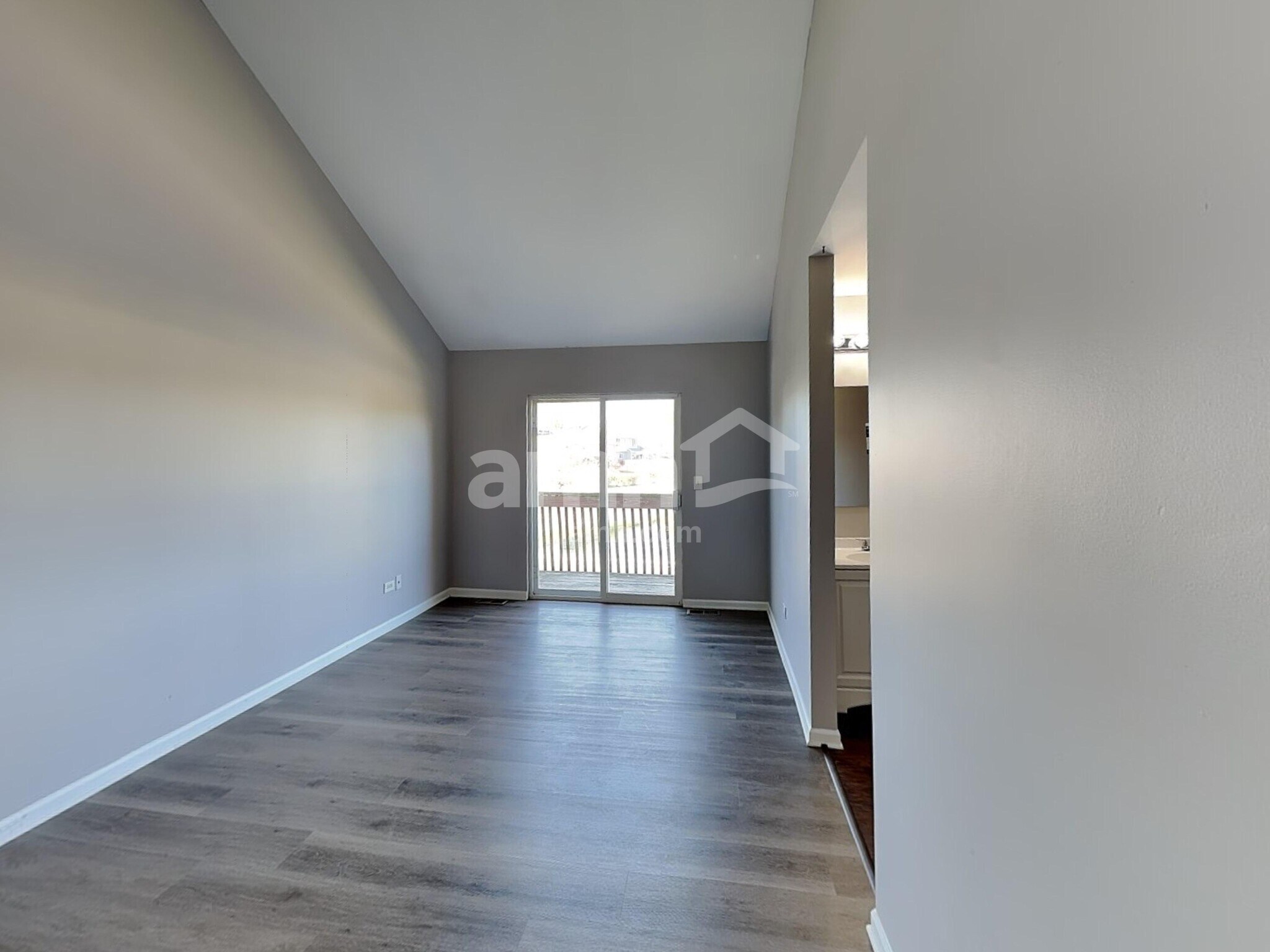 Building Photo - 2307 White Eagle Dr