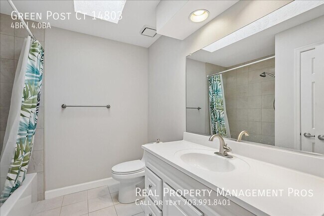 Building Photo - Green Post Ct 14803-