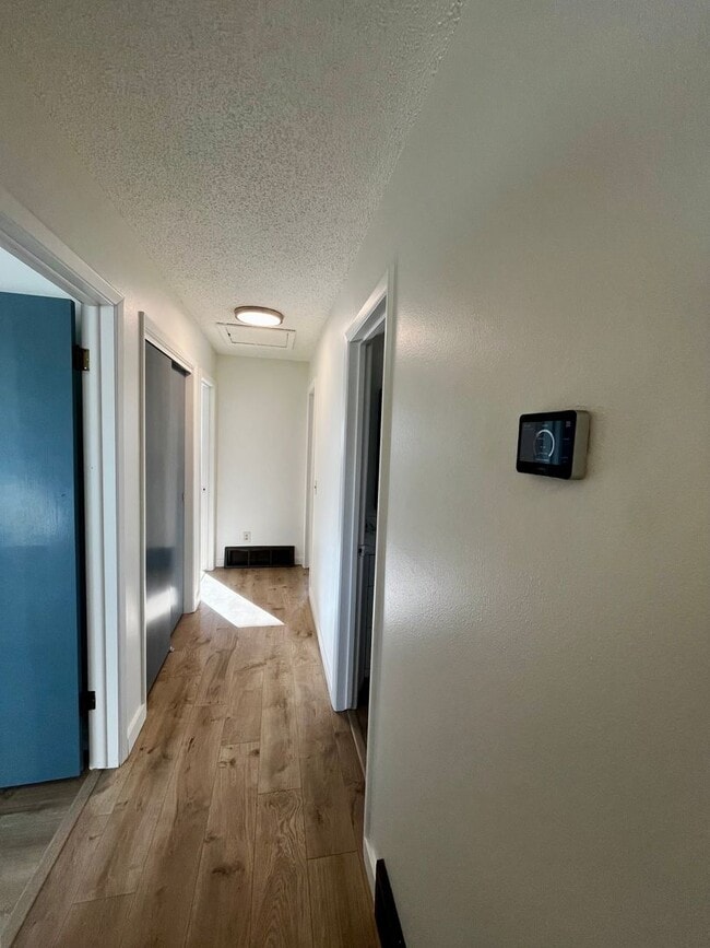 Building Photo - Fully Renovated 4-Bedroom Home, Plus an Office in Prime Bozeman Location