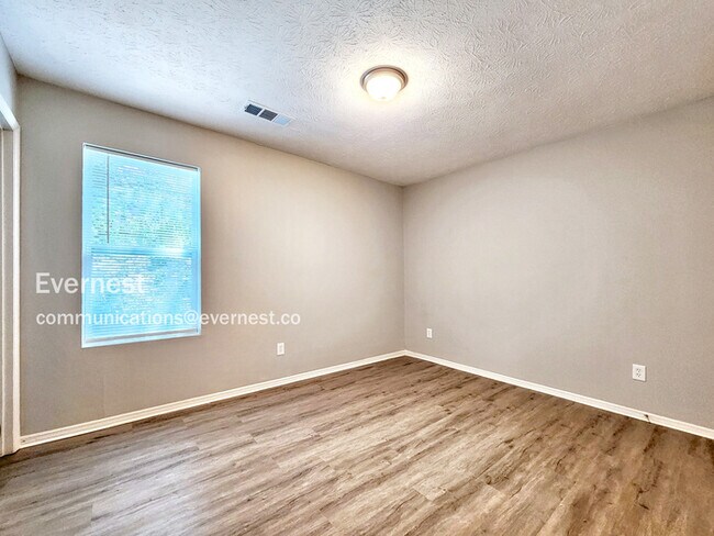 Building Photo - 901 Shiloh Ridge Run NW