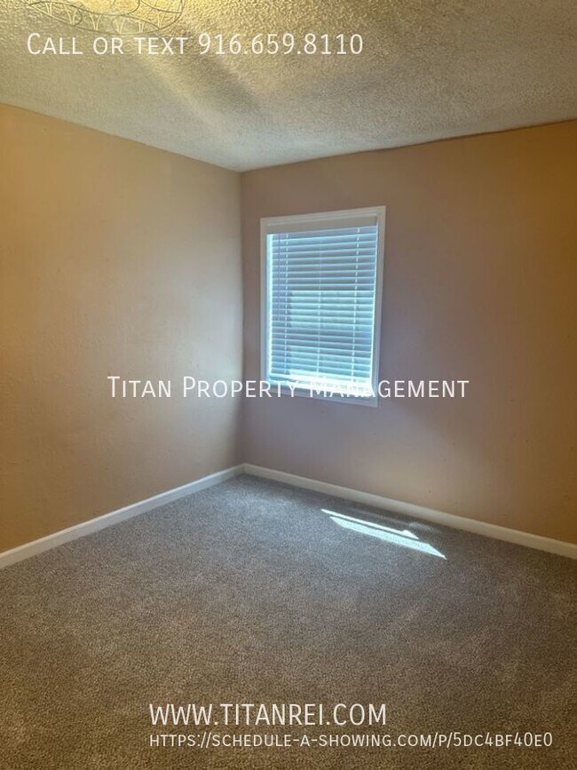 Building Photo - 4121 34th St