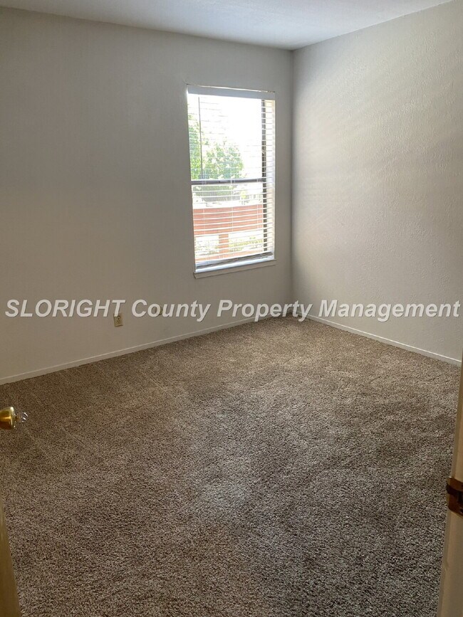 Building Photo - AVAILABLE AUGUST - Nice 2 Bedroom Downtown SLO Condo