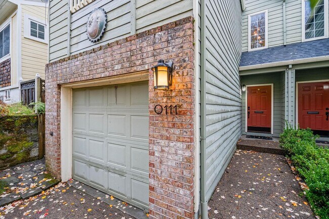 Building Photo - $500 move-in special! Unique 2-bdrm/2.5-bath duplex w/ A/C—Private patio, storage, garage w/ wash...