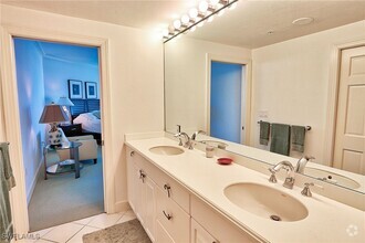 Building Photo - 60 Seagate Dr