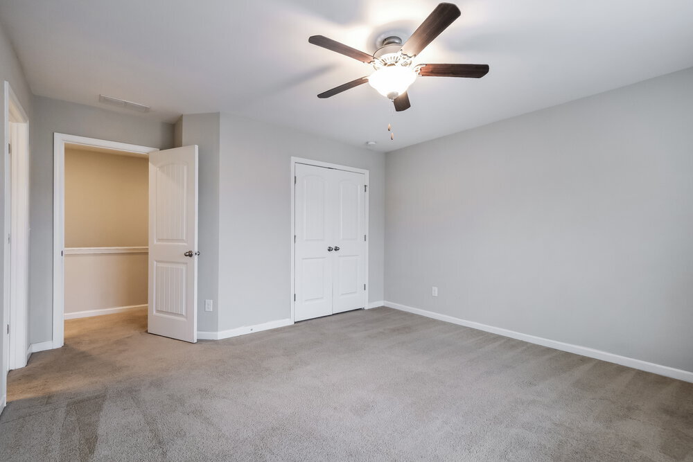 Building Photo - 345 Lenore Ct