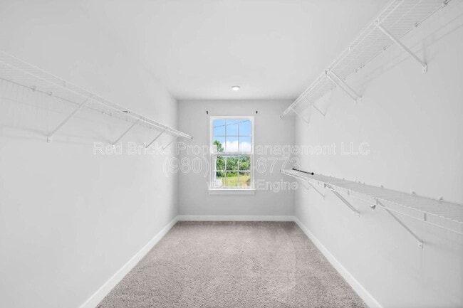 Building Photo - 7067 Waterwheel St SW