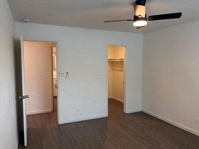 Building Photo - 1813 Piedmont Way
