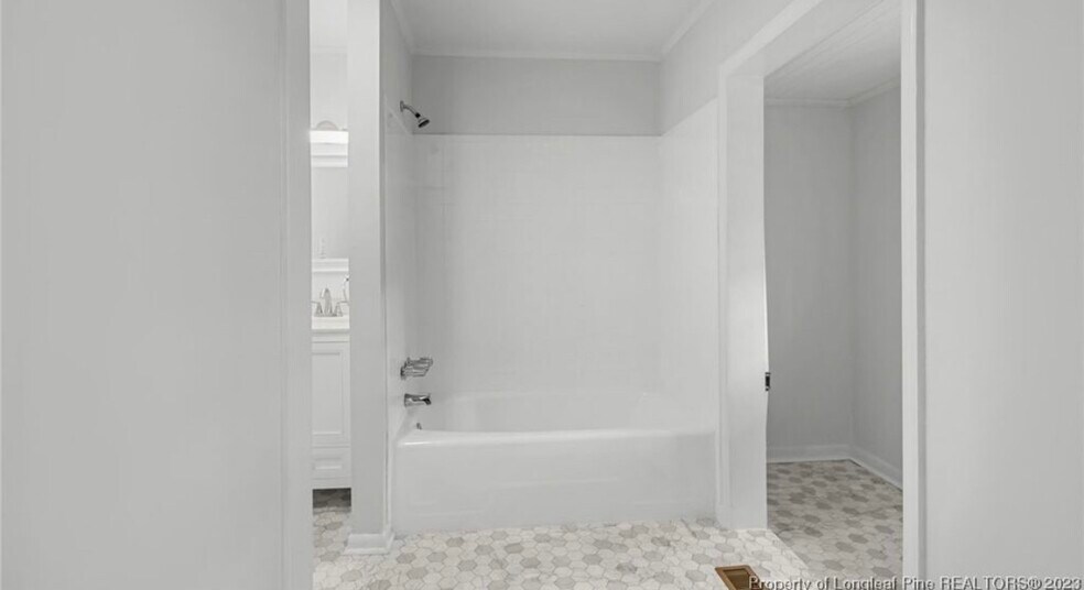 Building Photo - 3516 Edna St