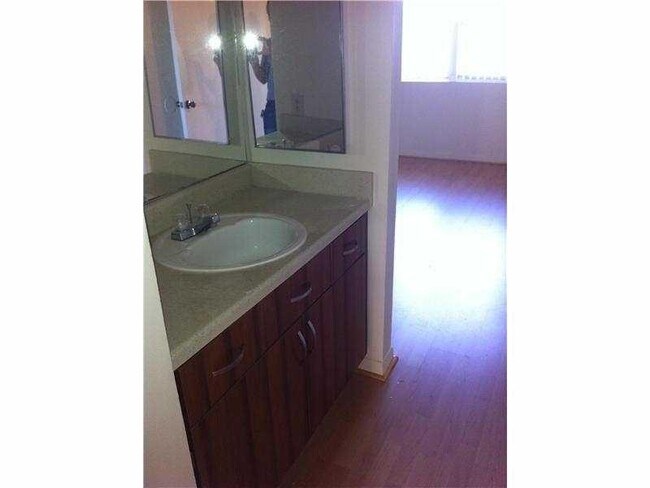 Building Photo - 2183 SW 80th Terrace