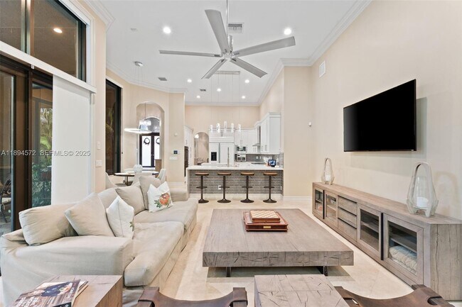 Building Photo - 10775 Blue Palm St