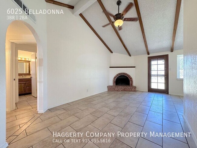 Building Photo - 6025 Belladonna-