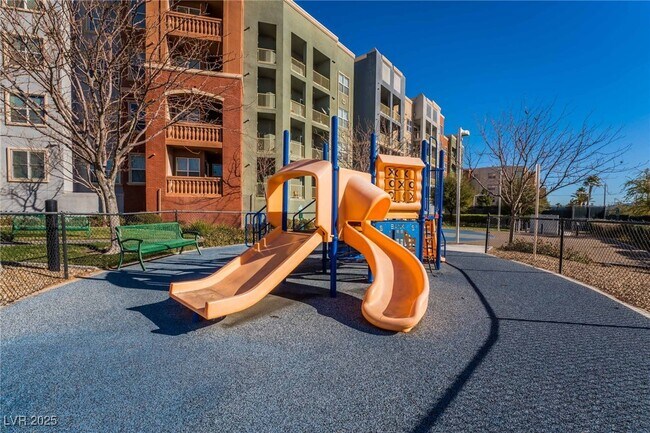 Building Photo - 50 E Serene Ave