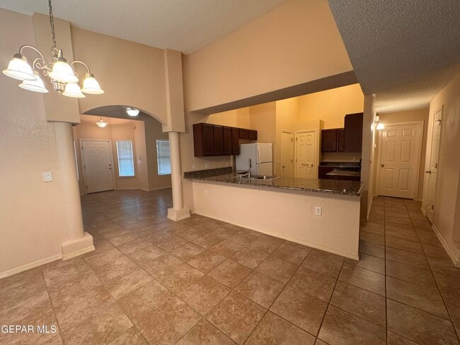 Building Photo - 6700 Hermoso Del Sol Dr