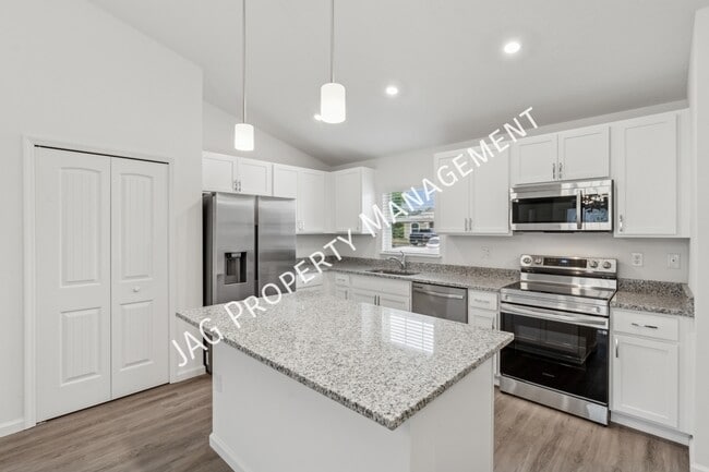 Building Photo - 271 Christensen Ave SE