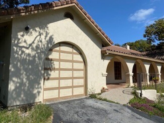 Building Photo - San Benancio Home