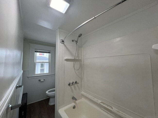 Building Photo - 334 Brightwood Ave