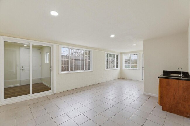 Building Photo - 5741 39th St