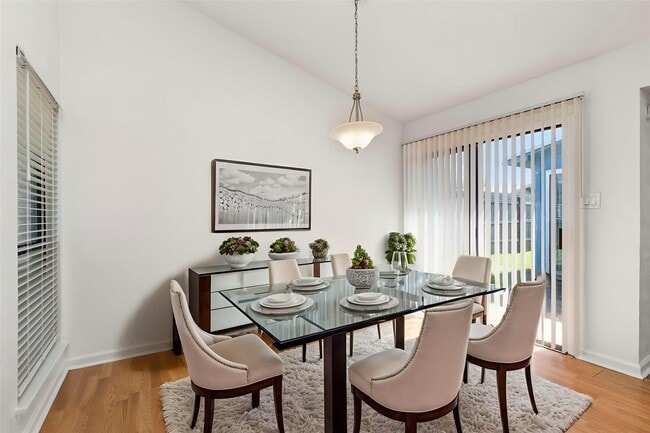 Building Photo - 17415 Ranch Country Rd