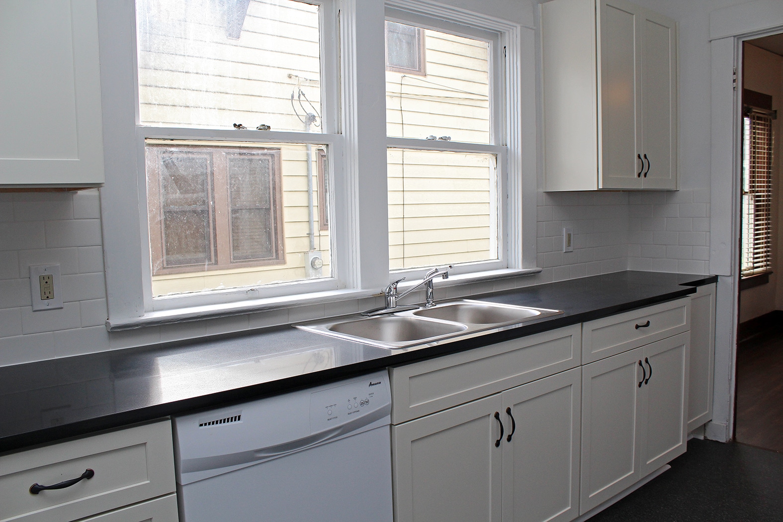 Building Photo - 4522 NE 17th Ave