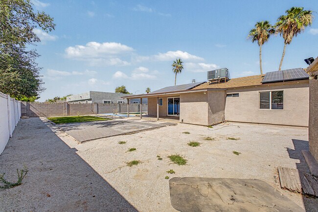 Building Photo - 13608 N 41st Pl