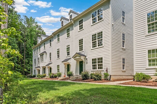 Building Photo - 121 Callowhill Ln