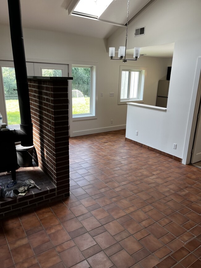 Building Photo - 1829 Eden Ln