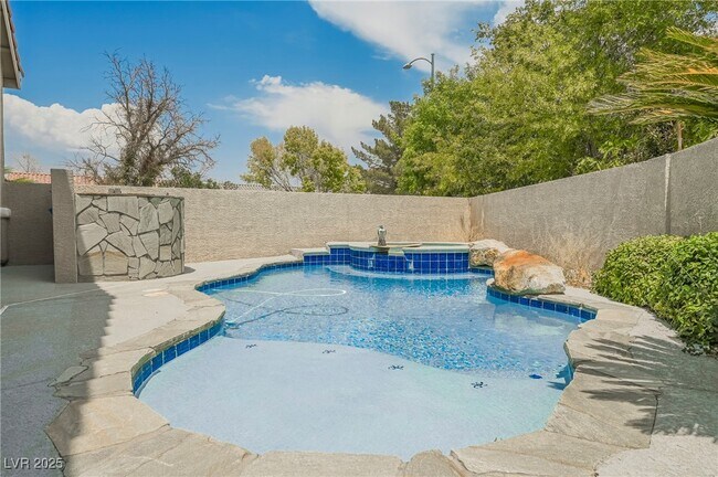 Building Photo - 7809 Faith Ct