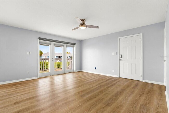 Building Photo - 5052 Starfish Dr SE