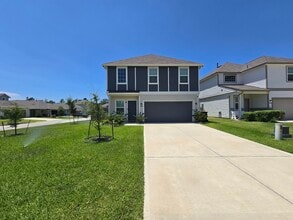 Building Photo - 13703 Mariah Dr