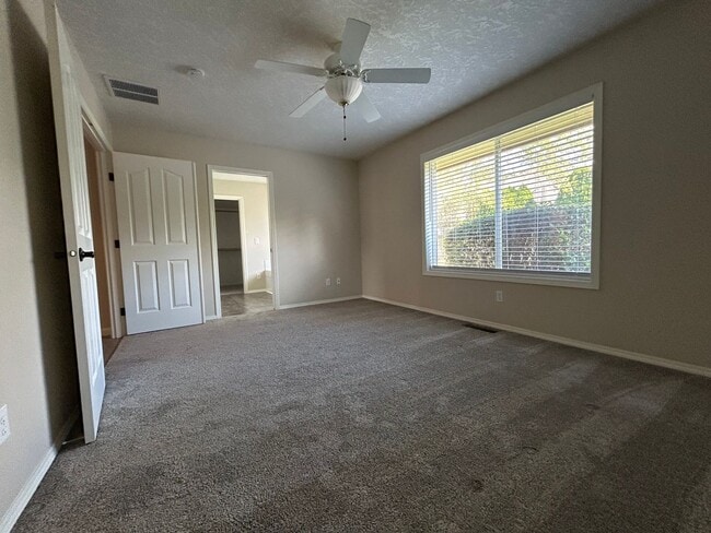 Building Photo - Beautiful Single Family Home in N. Keizer