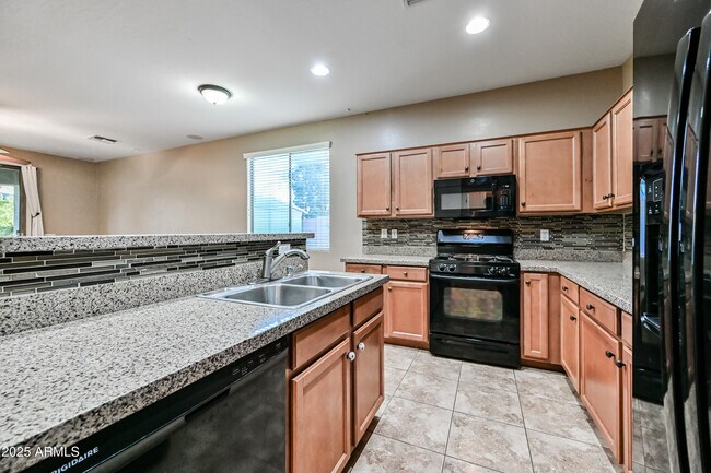 Building Photo - 15342 W Windsor Ave