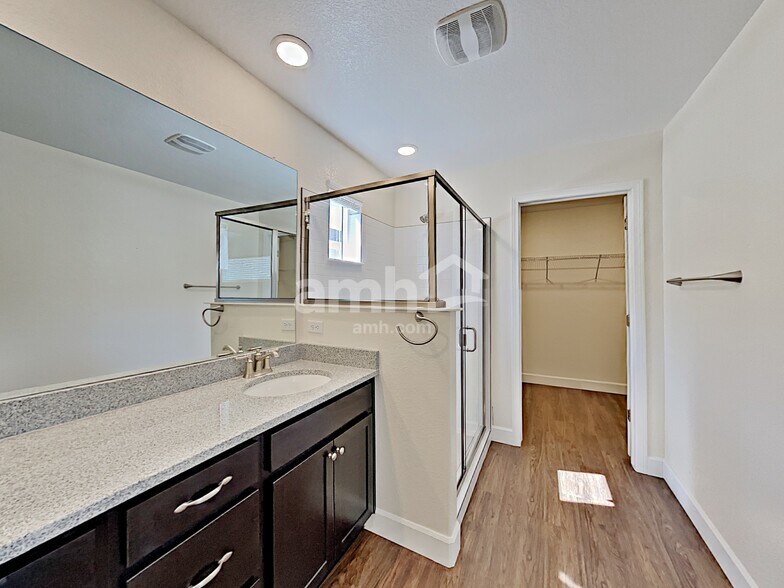 Building Photo - 4481 Crestone Peak St