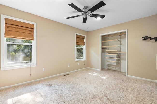 Building Photo - 400 N Village Cir