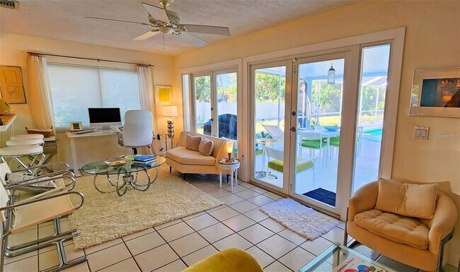 Building Photo - 329 Bernard Ave