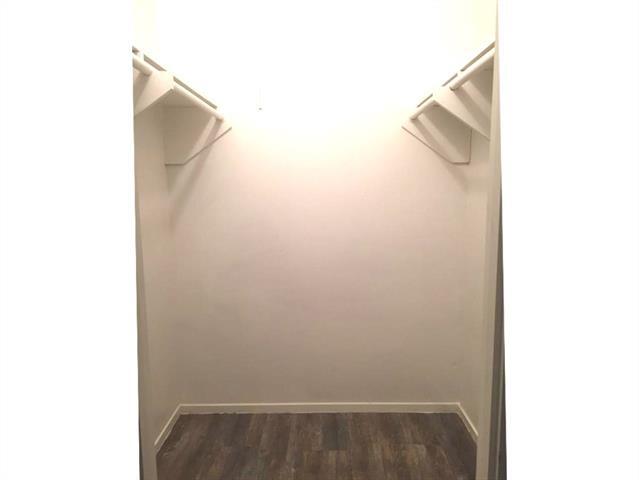 Building Photo - 1302 Mohawk Dr