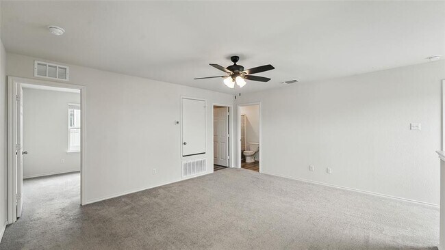 Building Photo - 139 Madrono Dr