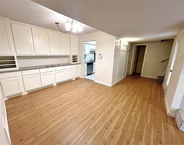 Building Photo - 725 Cain Dr