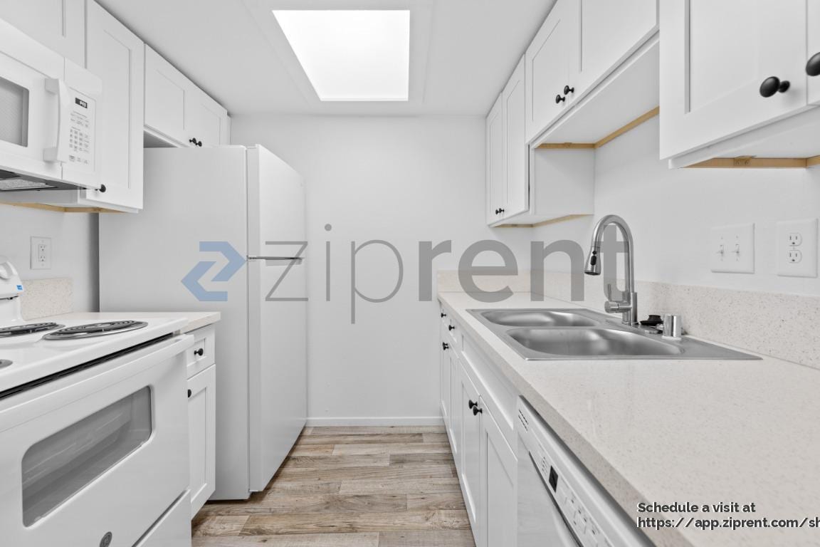 Building Photo - 3903 N Nellis Blvd