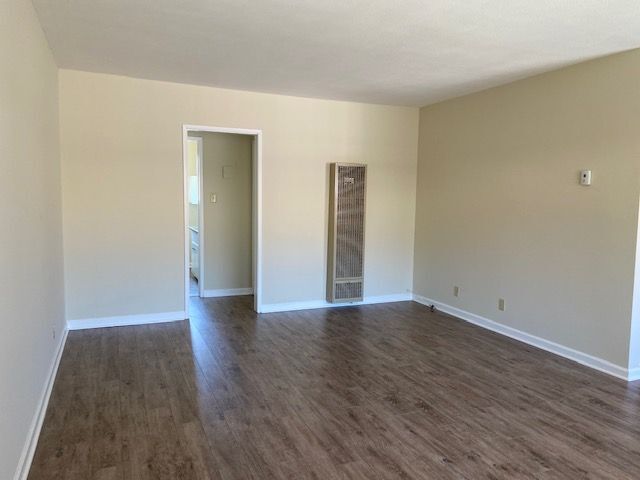 Building Photo - 4439 Ocean View Blvd