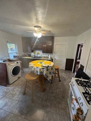 Building Photo - 48 Eleanor Rd