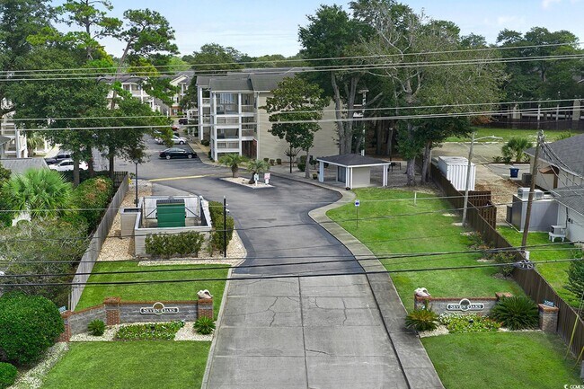 Building Photo - 1058 Sea Mountain Hwy